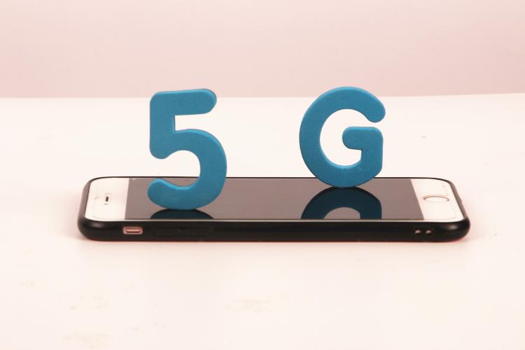分析師：疫情不會影響蘋果推出5G iPhone