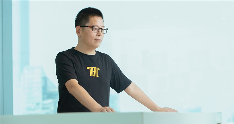 彭博社專訪realme CEO 李炳忠：如何打造全球成長最快手機品牌